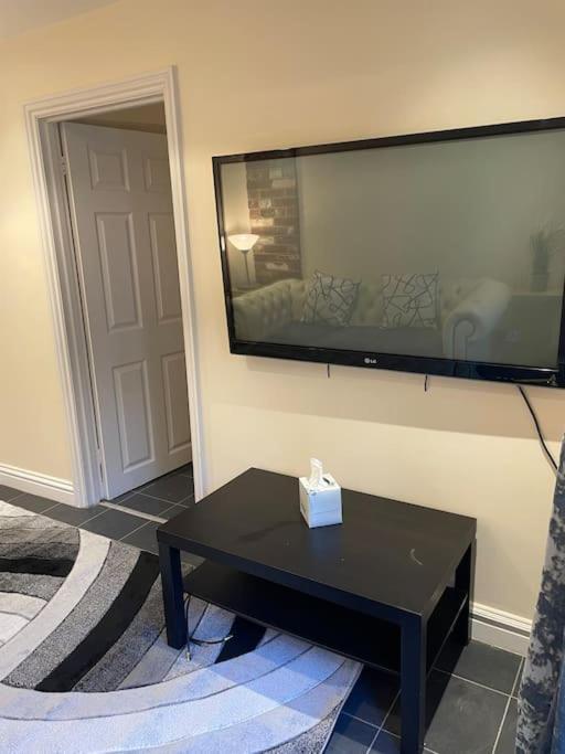 Hurst Flat 3 Meadow View Cozy Getaway 아파트 외부 사진