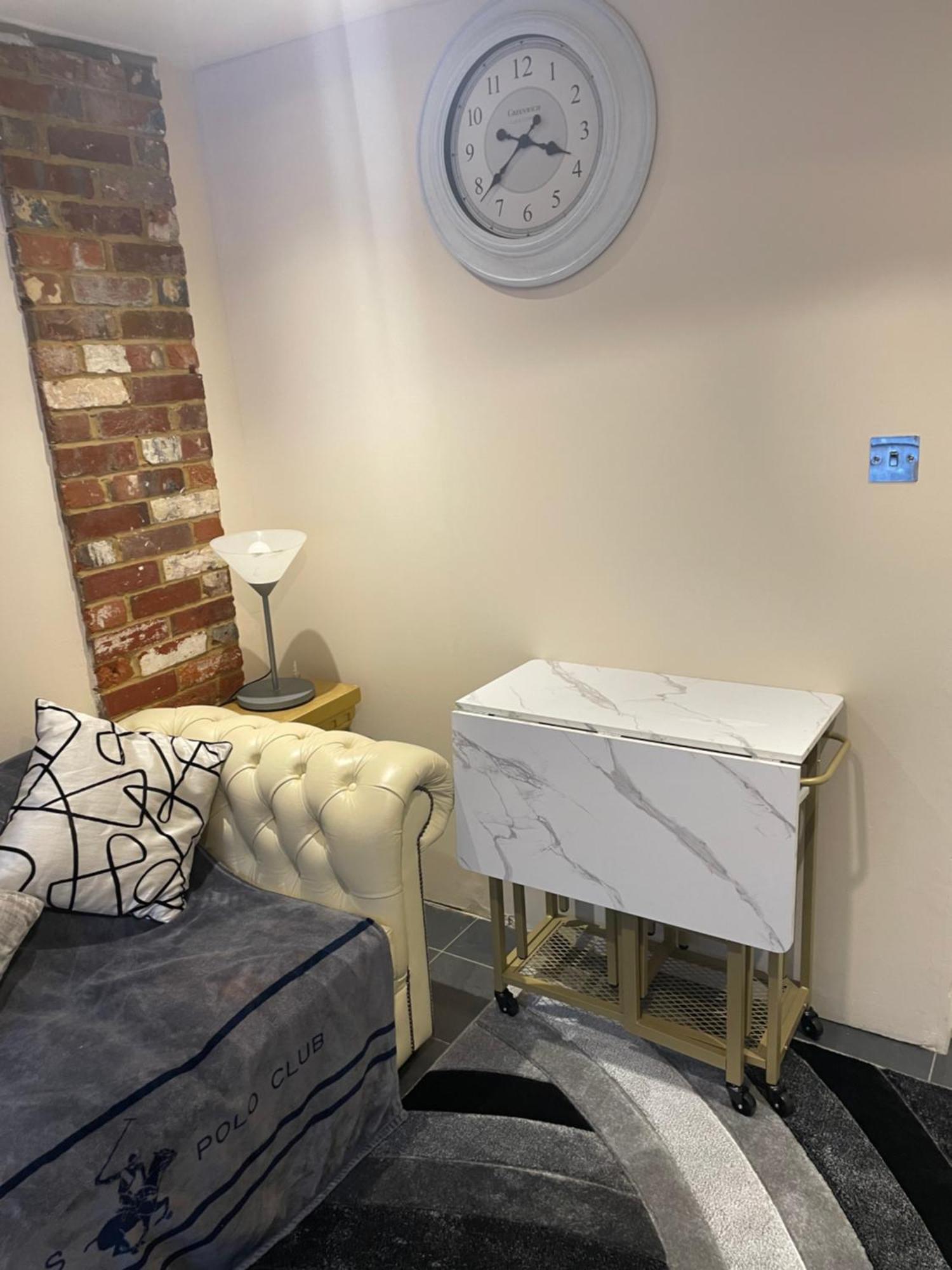 Hurst Flat 3 Meadow View Cozy Getaway 아파트 외부 사진